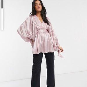 Maternity v neck sheer top with volume sleeve